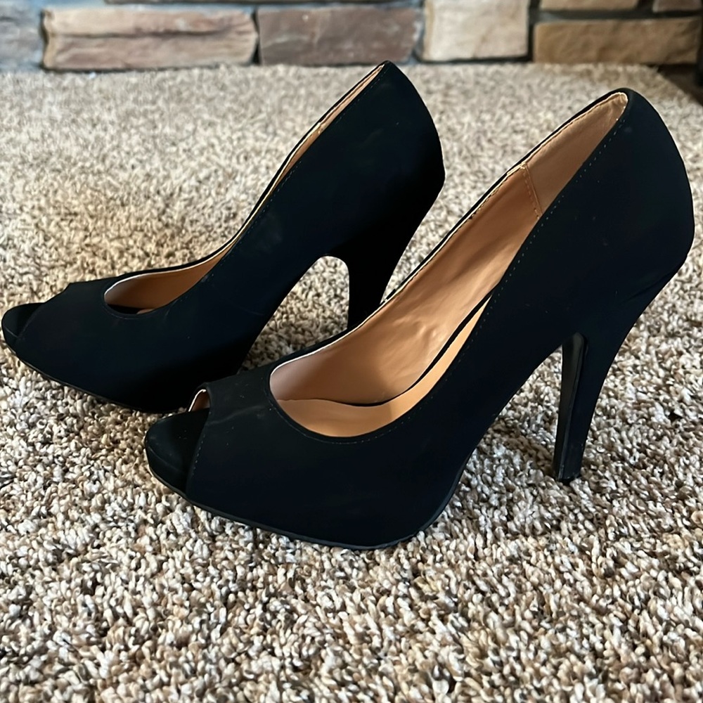 Women’s suede platform heels.